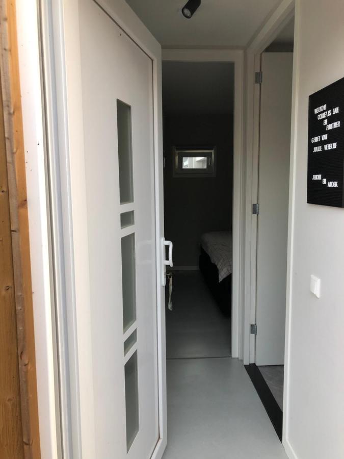 B&B Snurk Stiens, Fijn Verblijf Aan Open Vaarwater Экстерьер фото