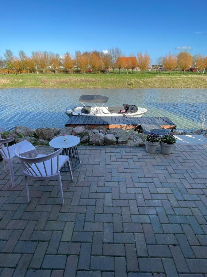B&B Snurk Stiens, Fijn Verblijf Aan Open Vaarwater Экстерьер фото